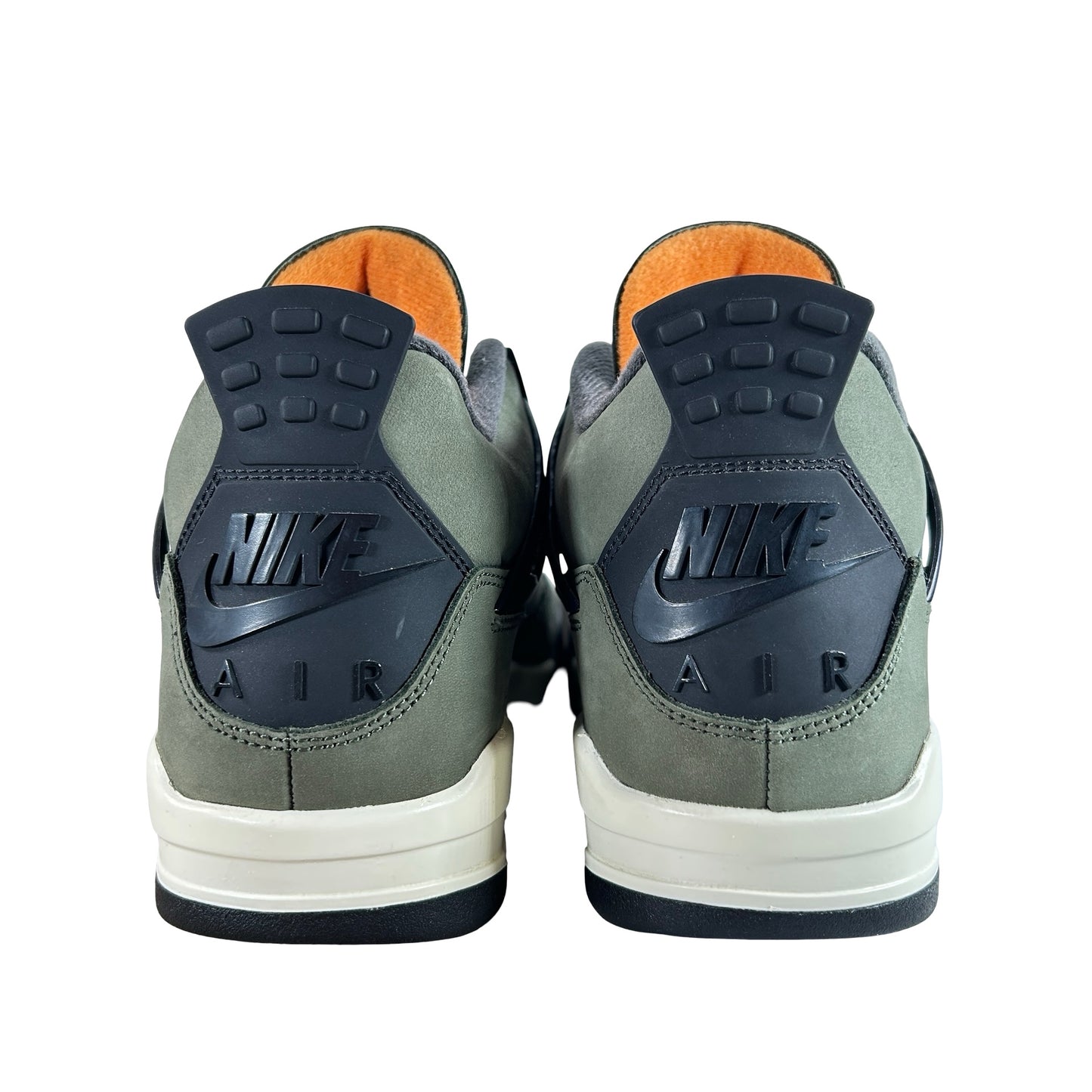 IB1519 200 Jordan 4 Retro OG SP Undefeated (2025) [USED] - 10.5 M (Used12)