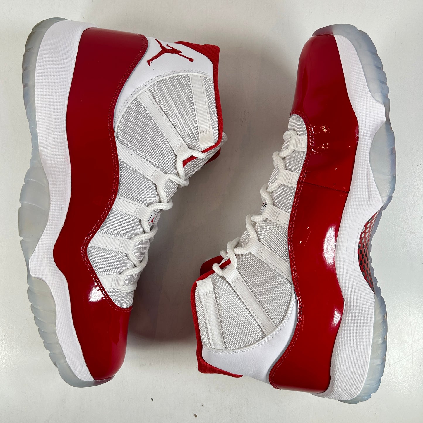 CT8012 116 Jordan 11 Retro Cherry (2022) [USED] - 14 M (Used)