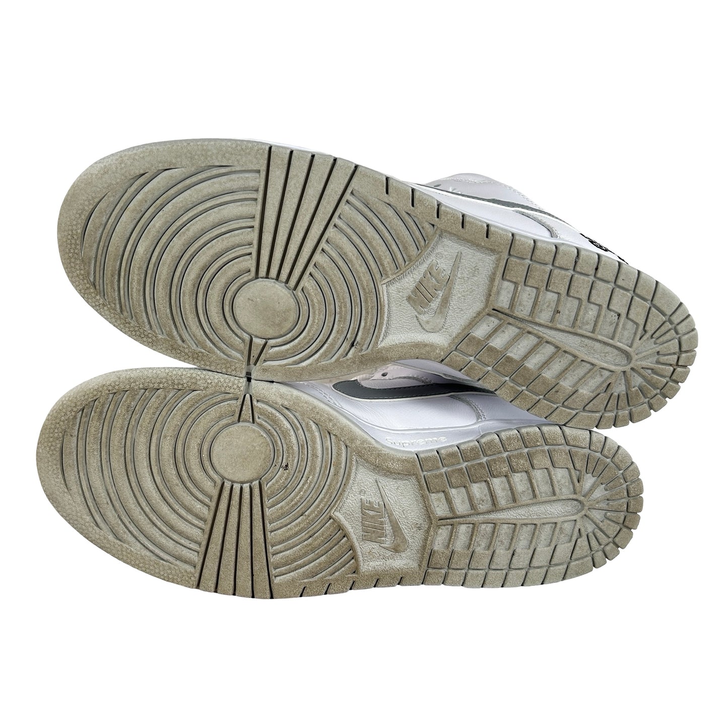 HQ8487 100 Nike SB Dunk Low Supreme 94 White Metallic Silver [USED] - 9.5 M (Used3)