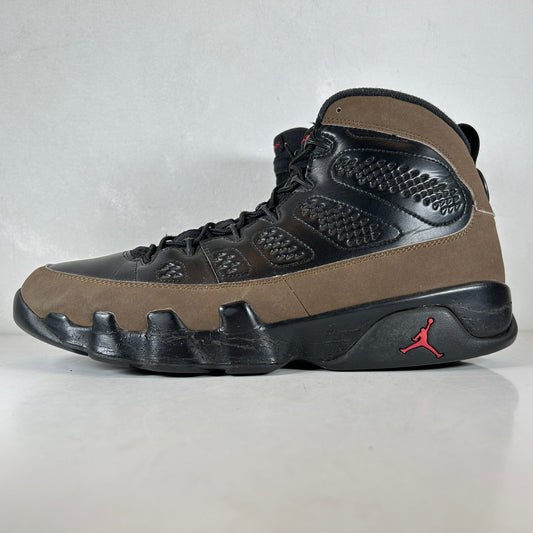 302370 020 Jordan 9 Retro Olive (2012) [USED] - 11 M (Used) (No Box)