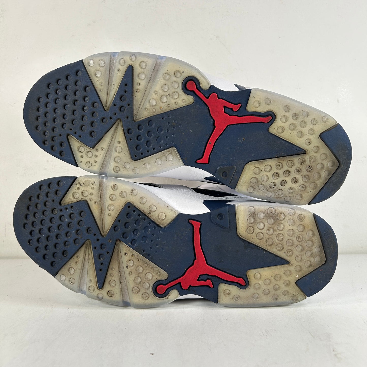 CT8529 164 Jordan 6 Retro Olympic (2024) - 8 M (Used)