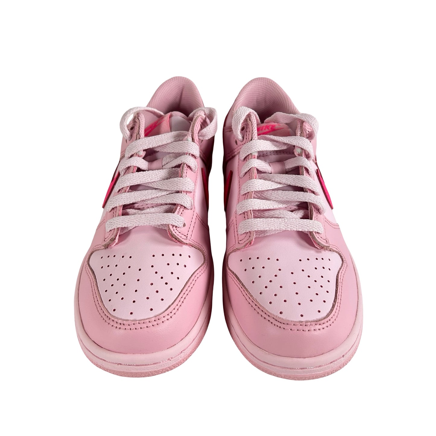 DH9765 600 Nike Dunk Low Triple Pink [CONDITIONAL] - 5.5 Y (Marks On Left Midsole) (Damaged Box)