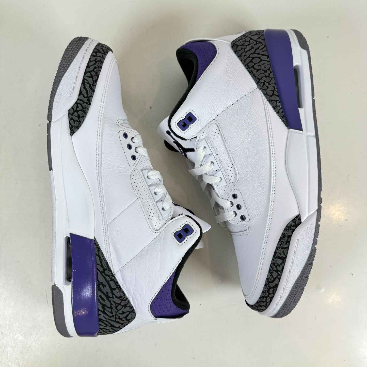 CT8532 105 Jordan 3 Retro Dark Iris [USED] - 11.5 M (Used2)