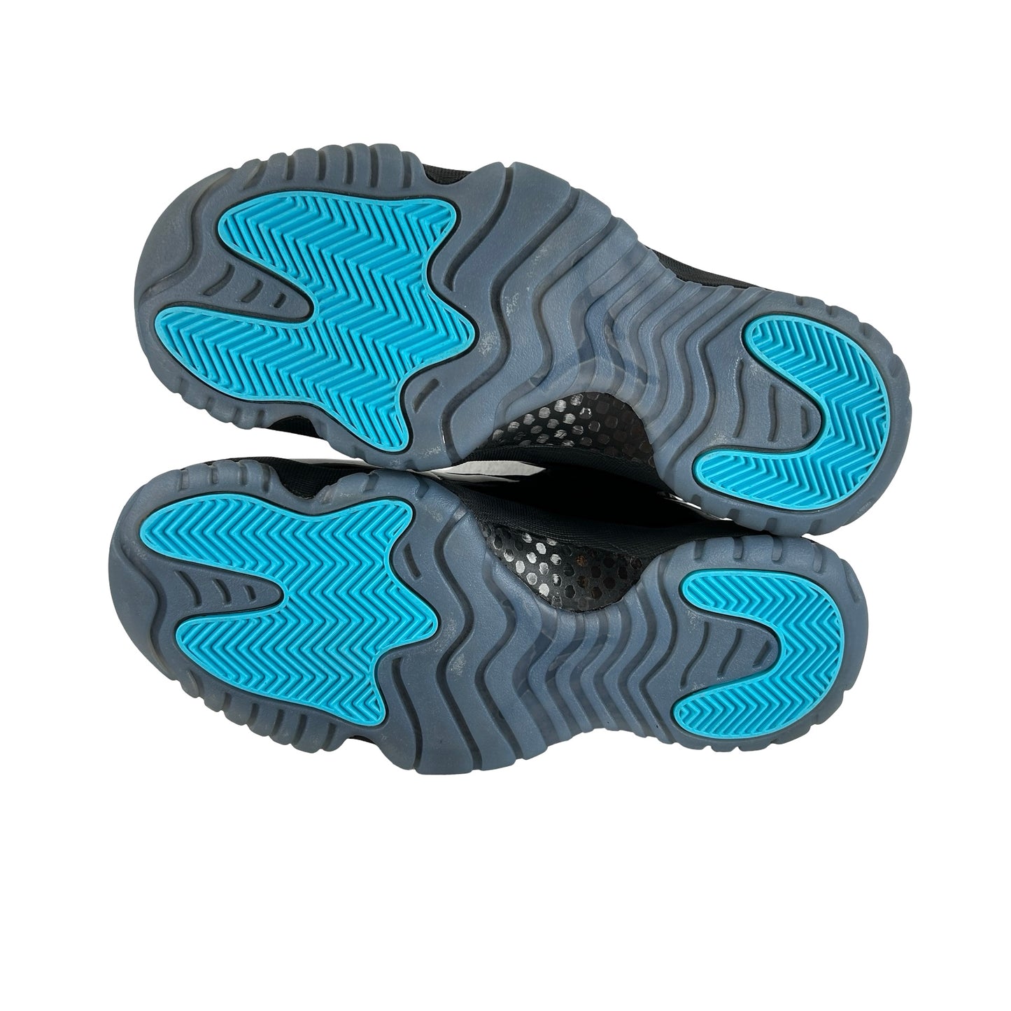 CT8012 047 Jordan 11 Retro Gamma Blue (2025) [USED] - 7 M (VNDS)