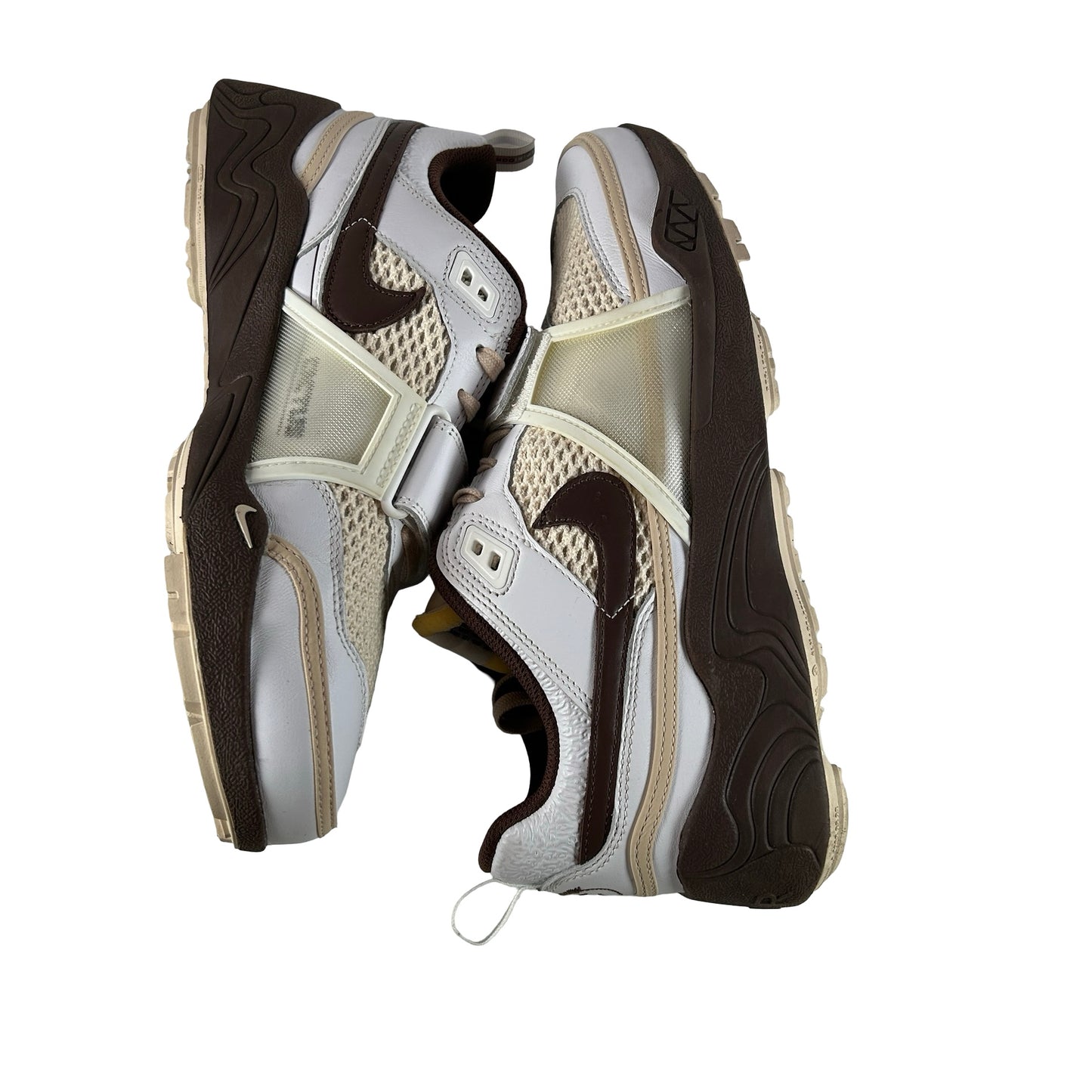 HQ3073 100 Nike Zoom Field Jaxx Travis Scott Light Chocolate [USED] - 11.5 M (Used)