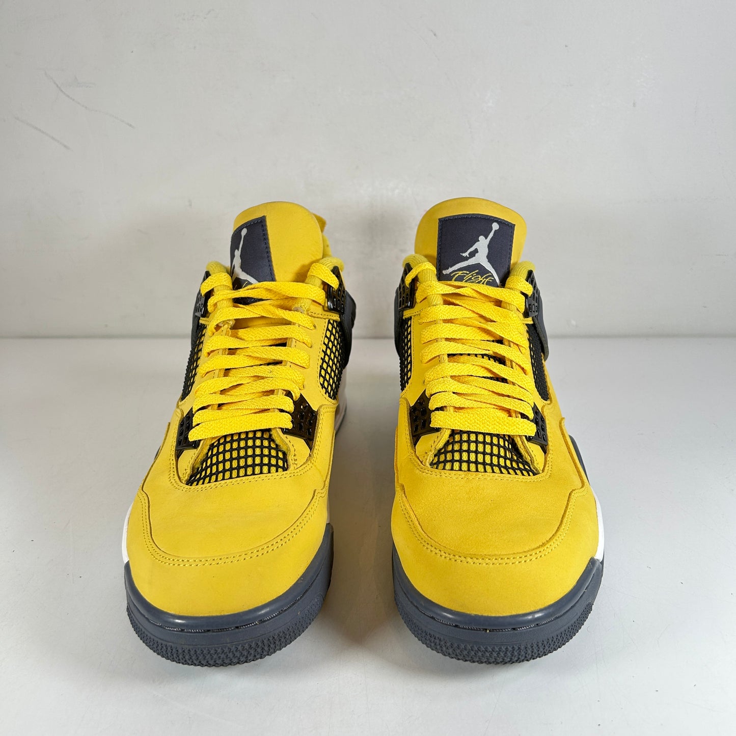 CT8527 700 Jordan 4 Retro Lightning (2021) [USED] - 11 M (Used) (No Box)