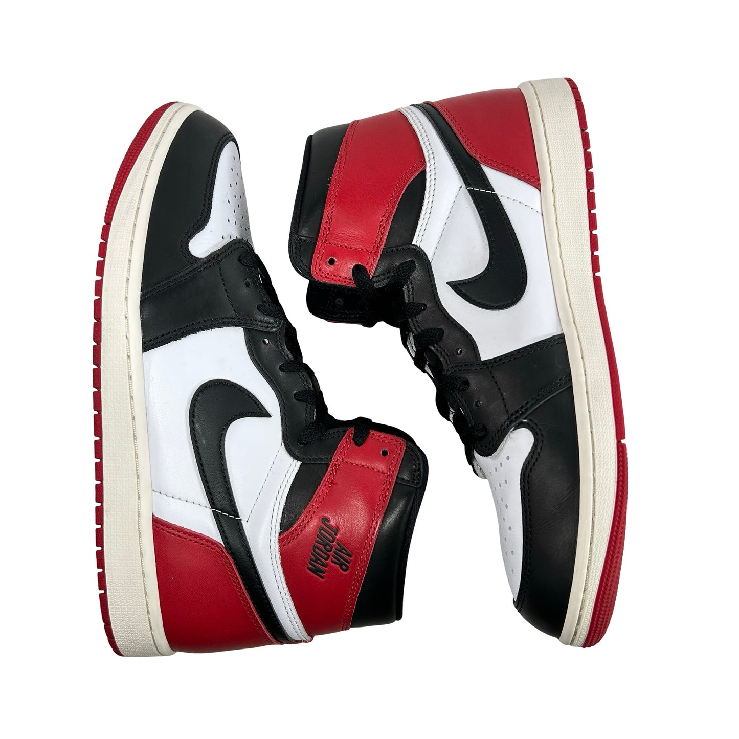 DZ5485 106 Jordan 1 Retro High OG Black Toe Reimagined [USED] - 11 M (Used4)