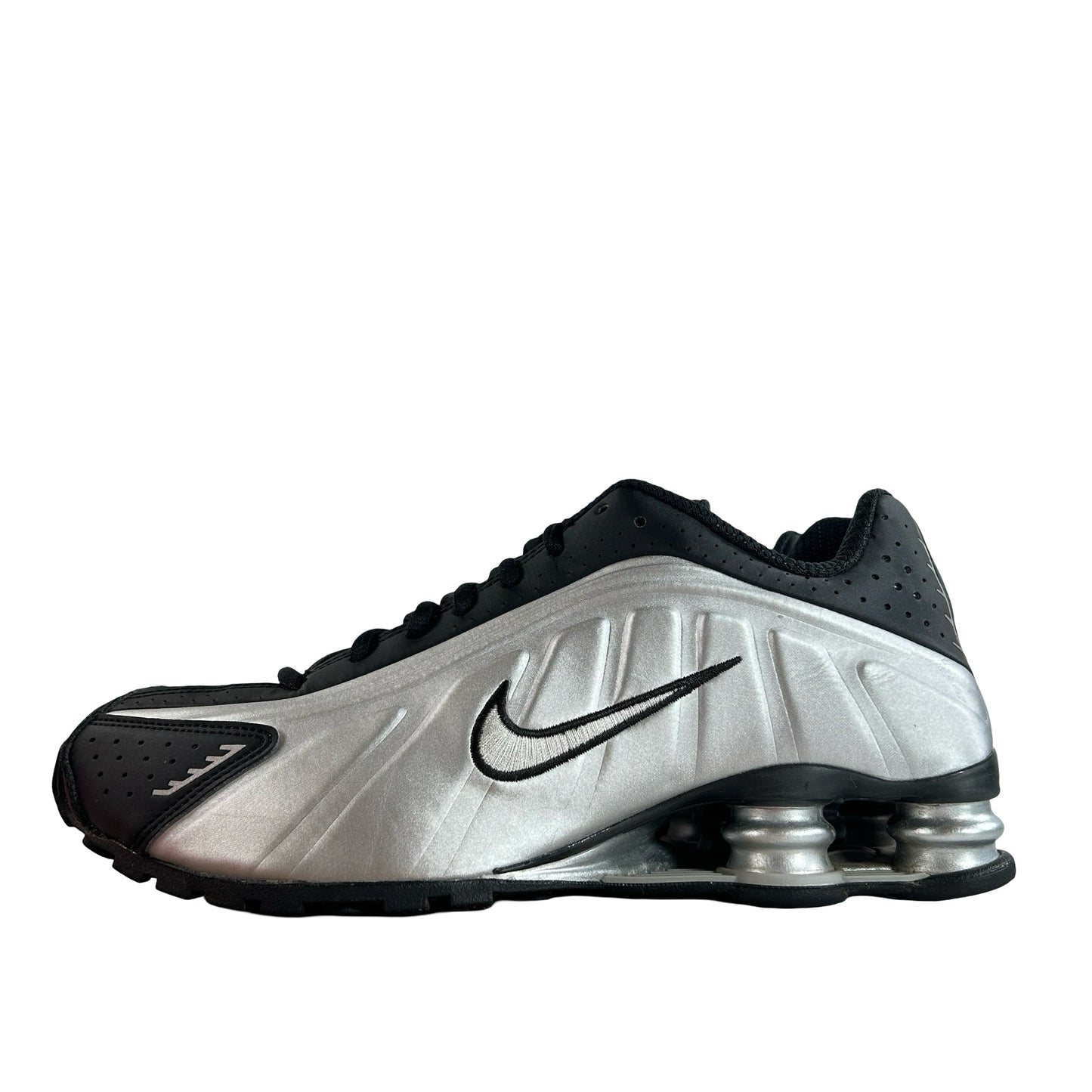 HQ1988 007 Nike Shox R4 Metallic Silver Black [USED] - 8 M (Used)