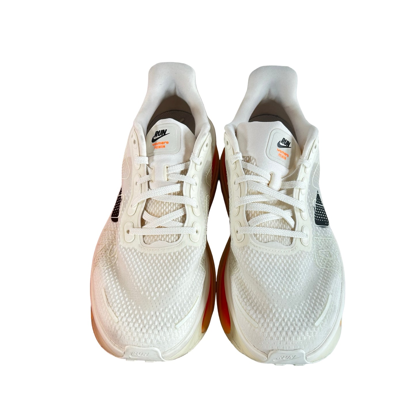 IQ4035 100 Nike Vomero Premium Sail Coconut Milk [USED] - 9.5 M (Used)