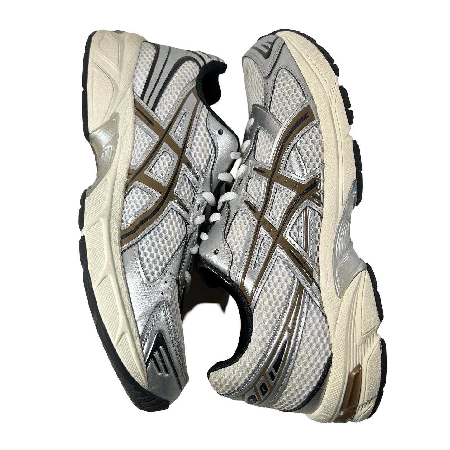 1201A256 113 ASICS Gel-1130 White Clay Canyon [USED] - 9 M (Used) (No Box)