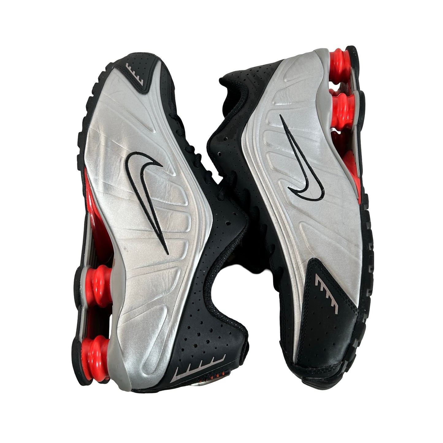 HQ1988 002 Nike Shox R4 Black Metallic Silver (2025) [USED] - 11 M (Used6)