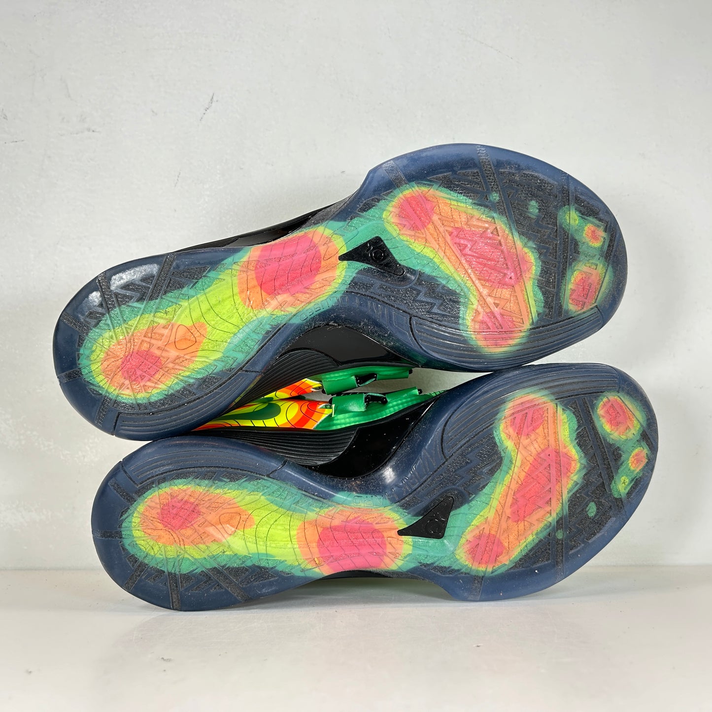 FN6247 300 Nike KD 4 Weatherman (2024) [USED] - 9.5 M (Used)