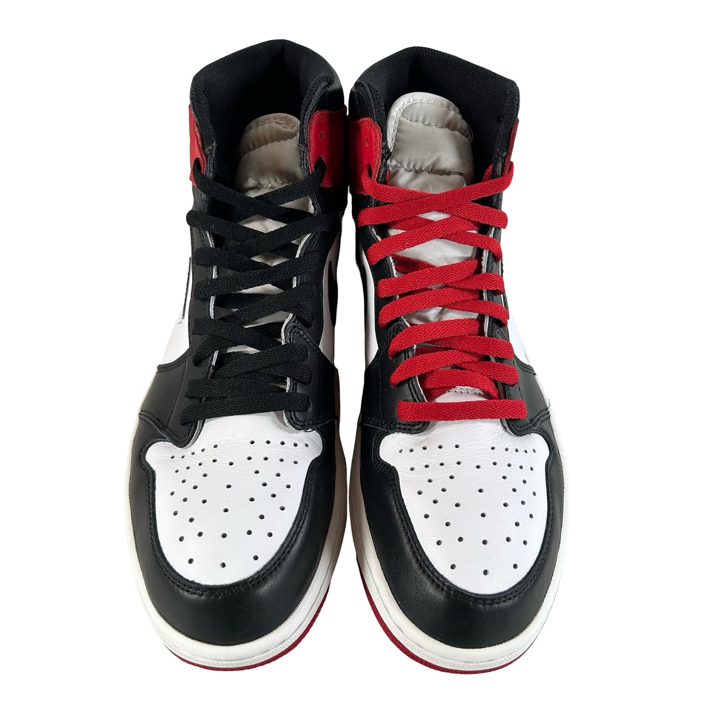 555088 125 Jordan 1 Retro Black Toe (2016) [USED] - 12 M (Used2)
