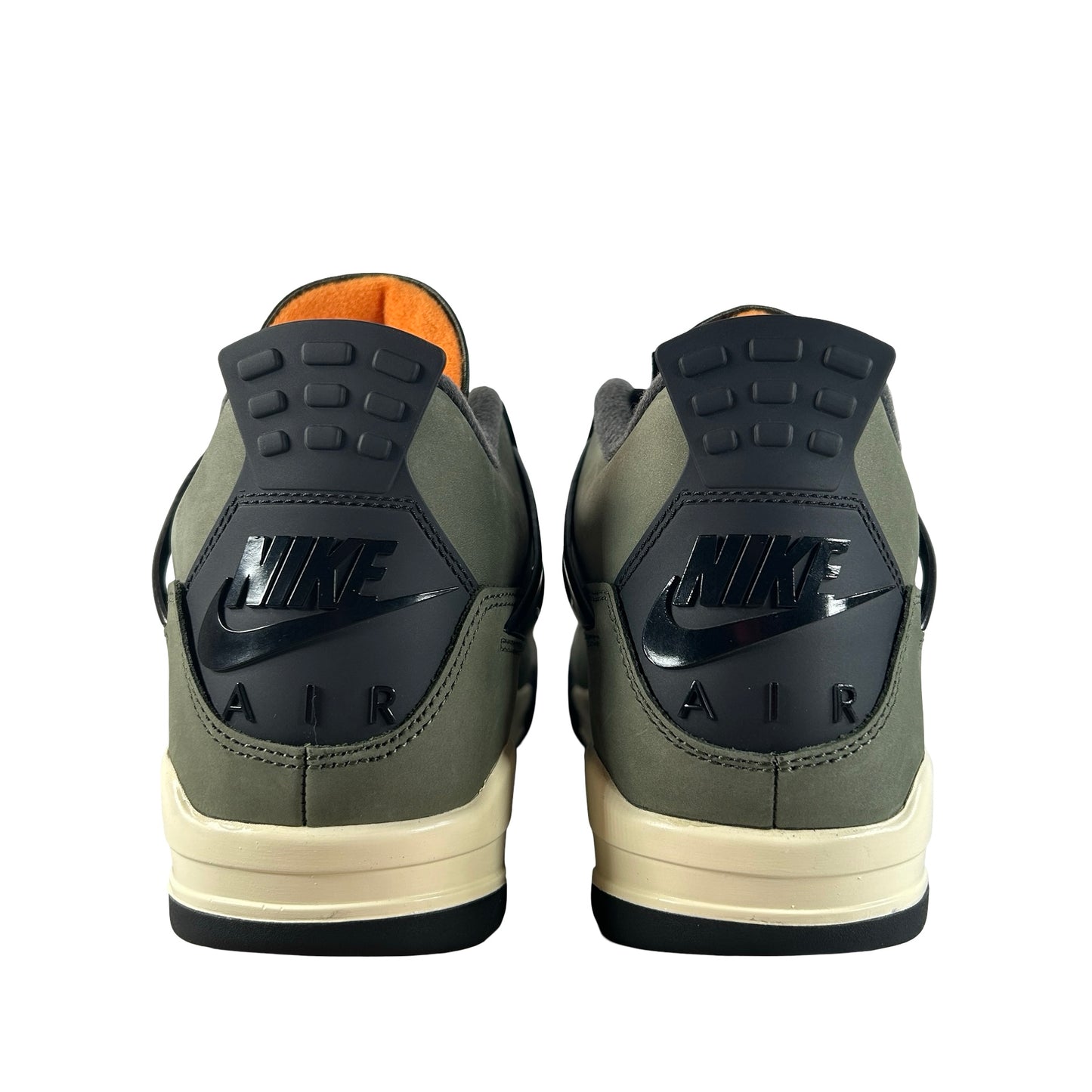 IB1519 200 Jordan 4 Retro OG SP Undefeated (2025) [USED] - 11 M (Used4)