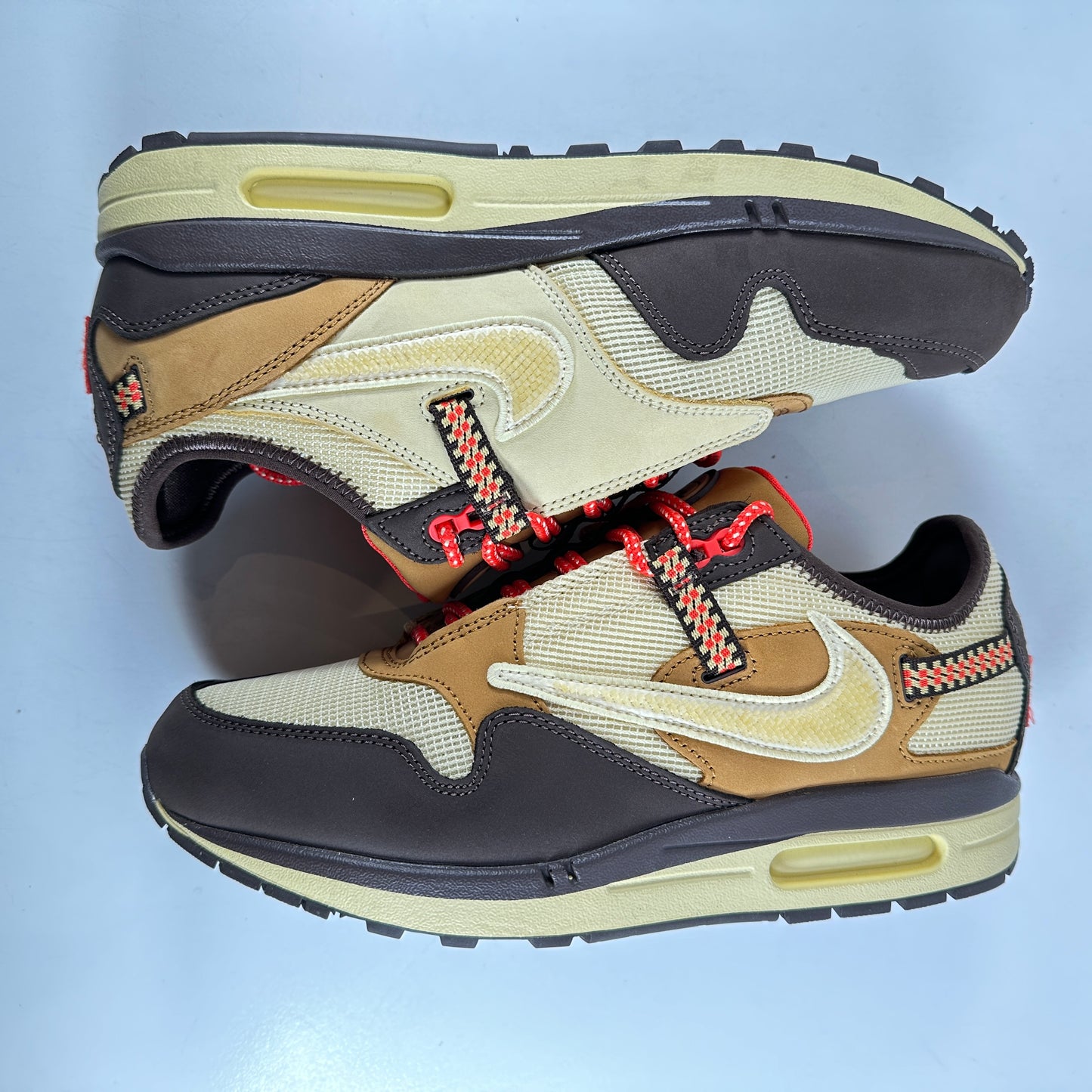 DO9392 200 Nike Air Max 1 Travis Scott Brown [USED] - 9 M (Used)