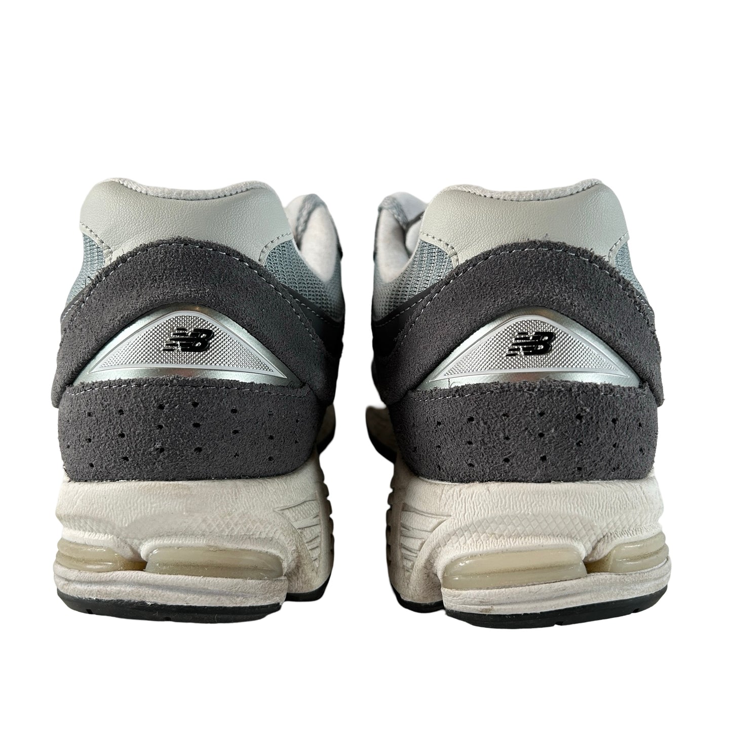 M2002RFB New Balance 2002R Magnent Lead [USED] - 8.5 M (Used) (No Box)