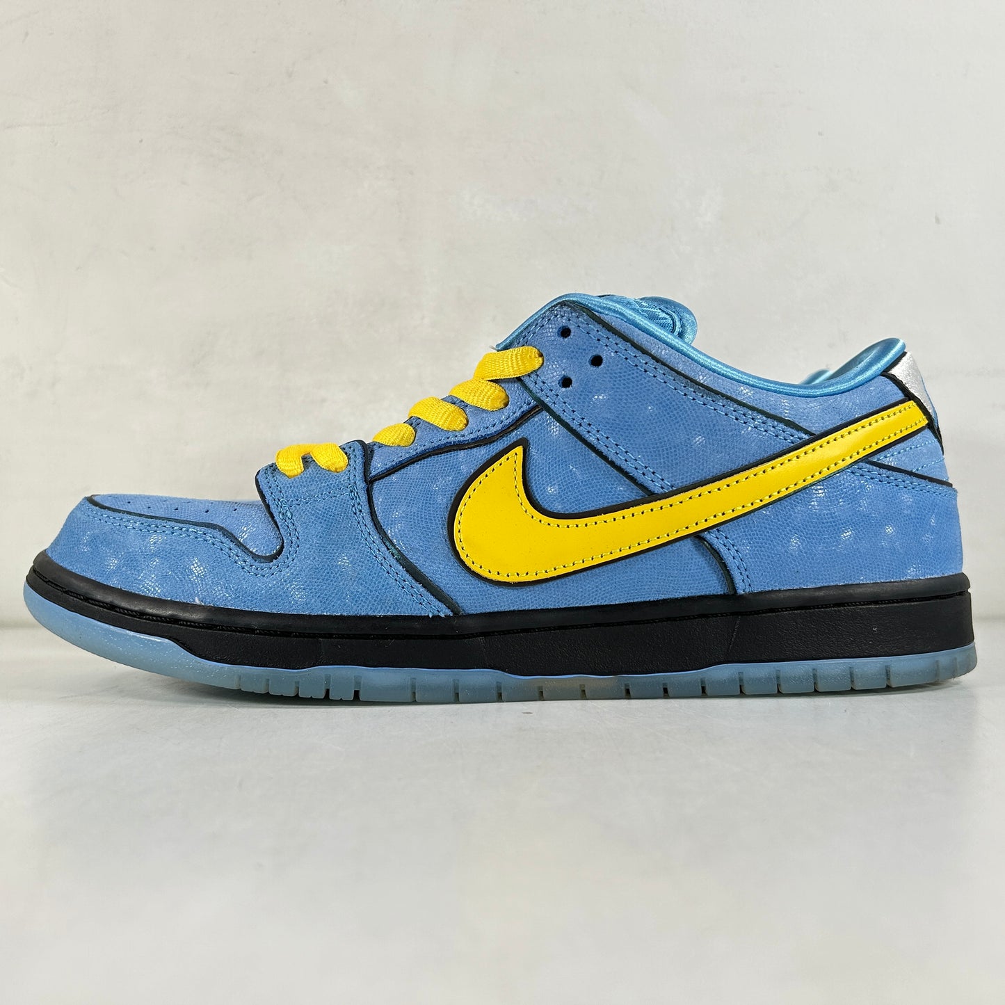 FZ8320 400 Nike SB Dunk Low Las Chicas Superpoderosas Burbujas