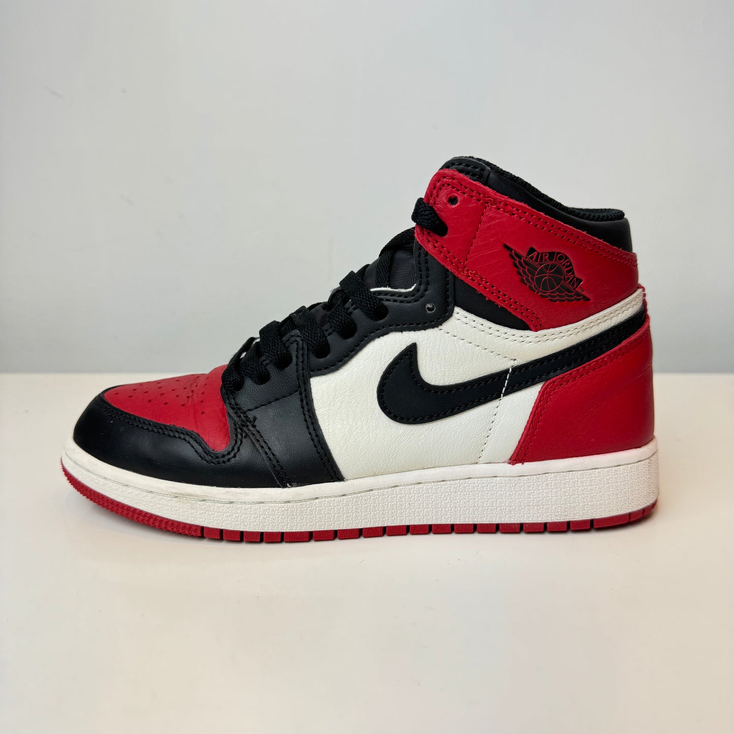 575441 610 Jordan 1 Retro High Bred Toe (GS) [USED] - 5 Y (Used)