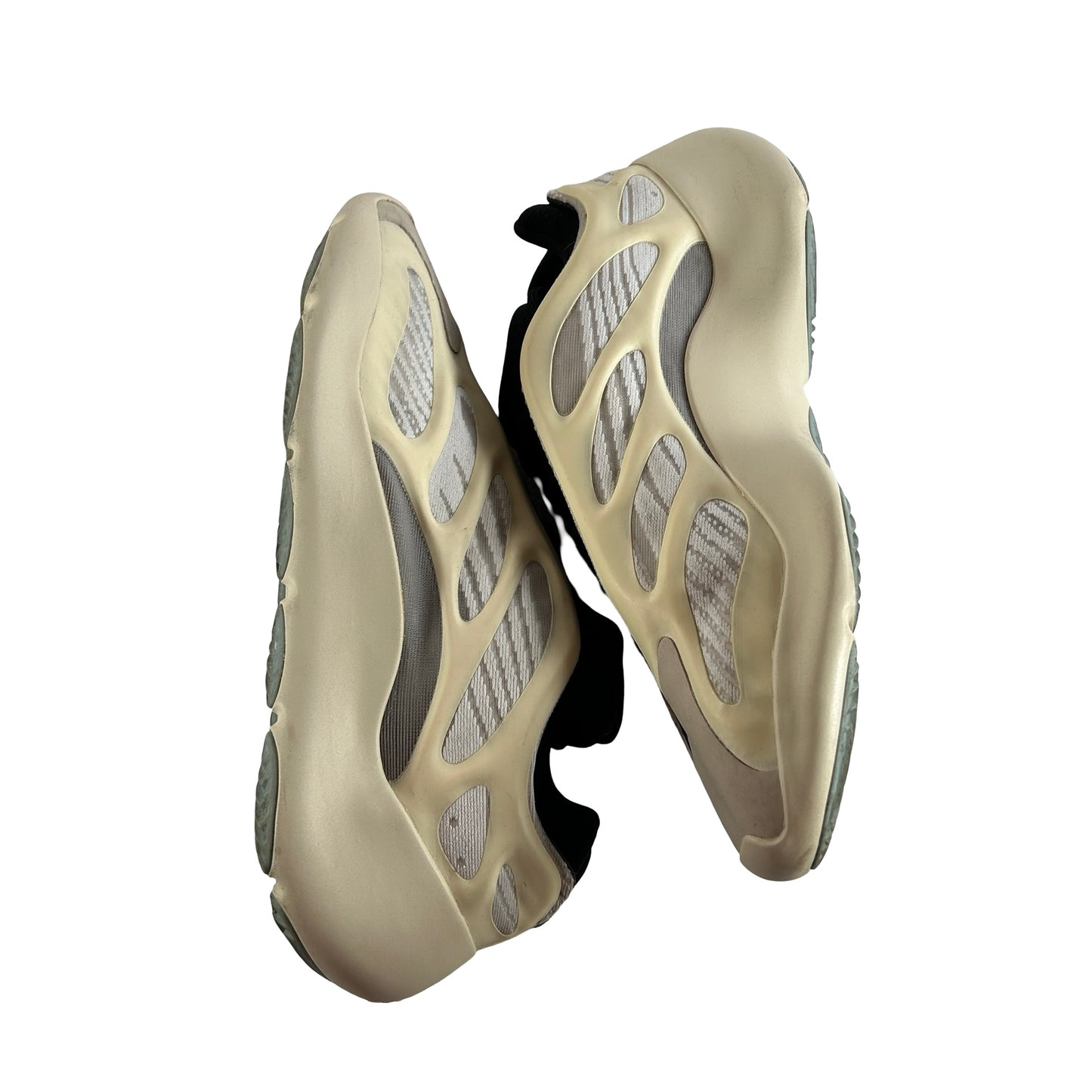 FW4980 adidas Yeezy 700 V3 Azael [USED] - 11 M (Used2)