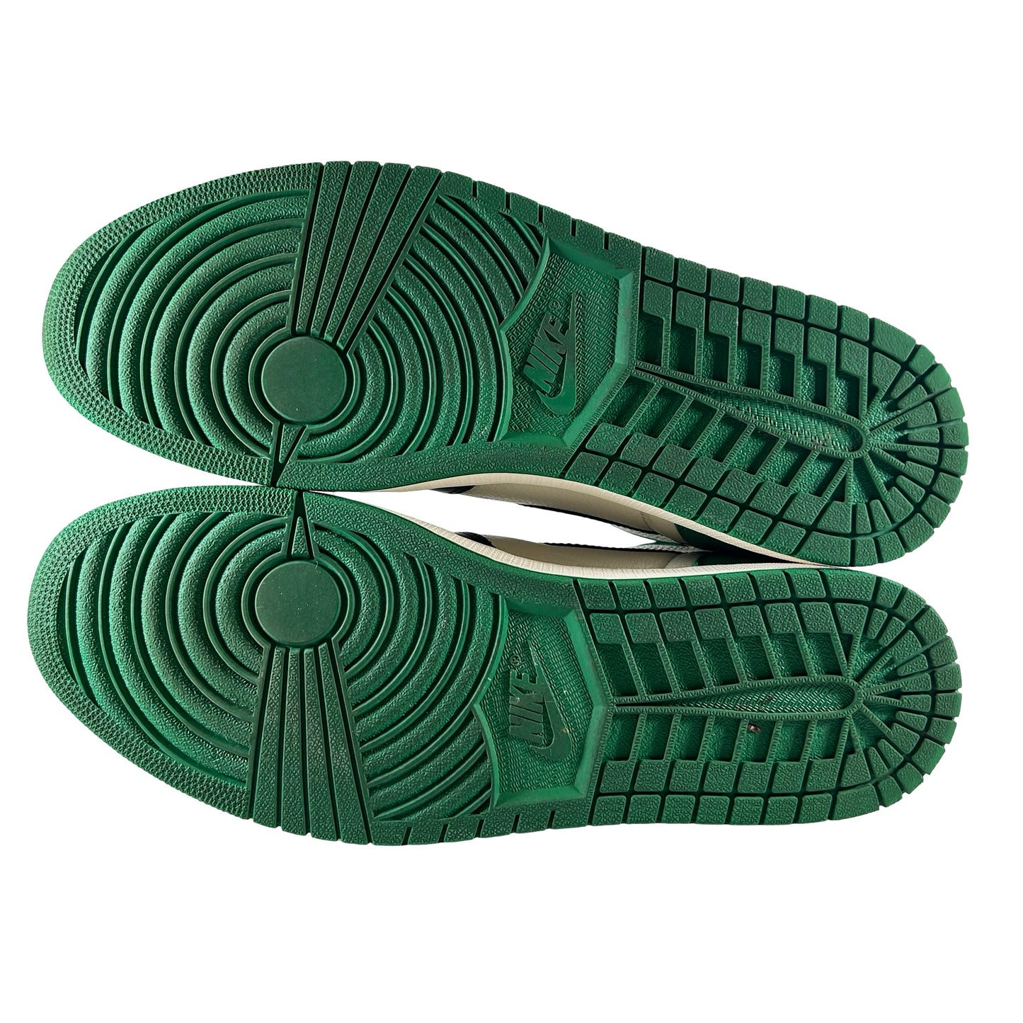 555088 302 Jordan 1 Retro High Pine Green [USED] - 14 M (Used2)