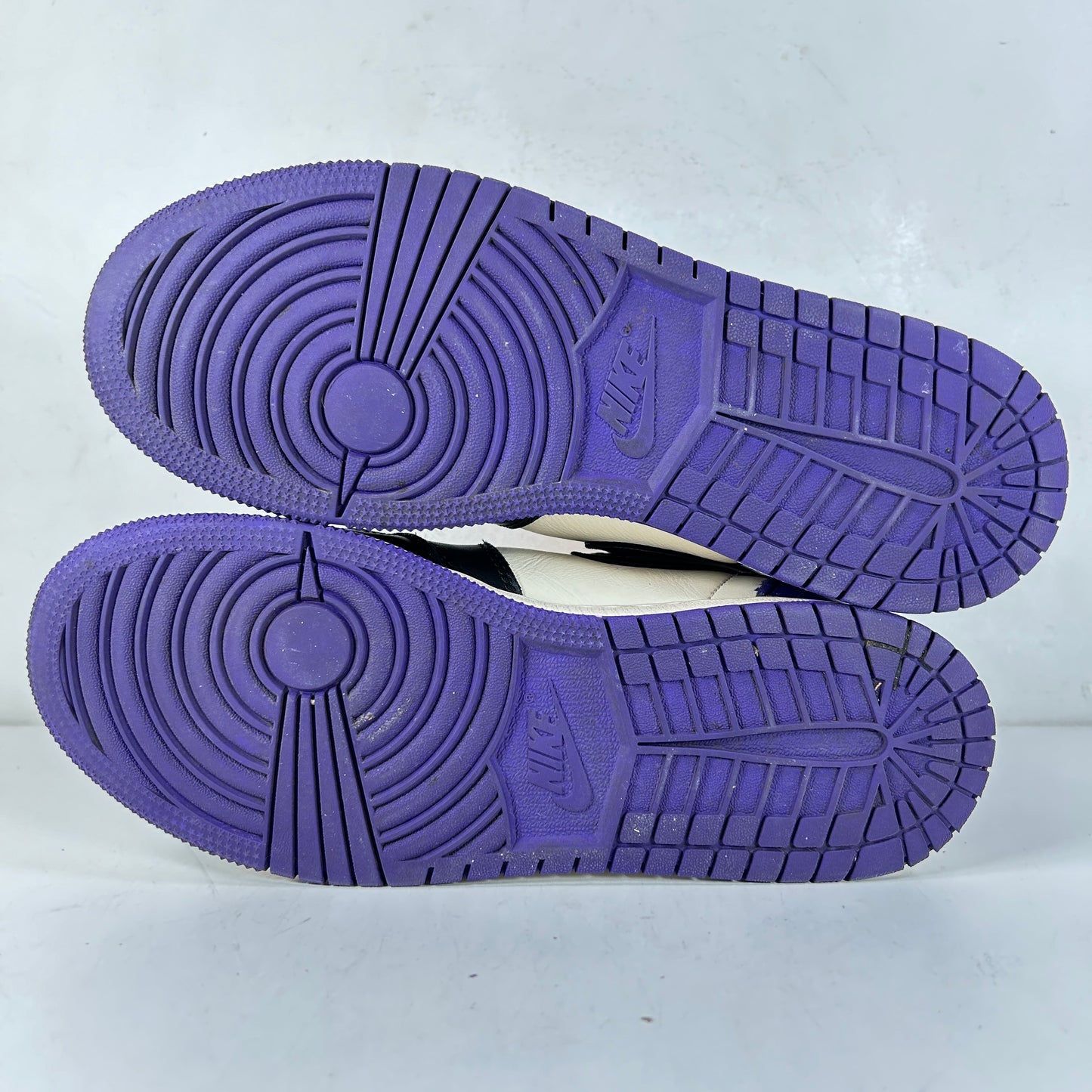 575441 501 Jordan 1 Retro High Court Purple (GS) [USED] - 7 Y (Used) (No Box)