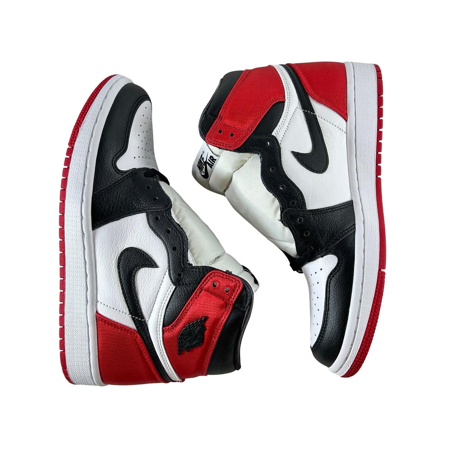 CD0461 016 Jordan 1 Satin Black Toe [CONDITIONAL] - 8 W (Yellowing)
