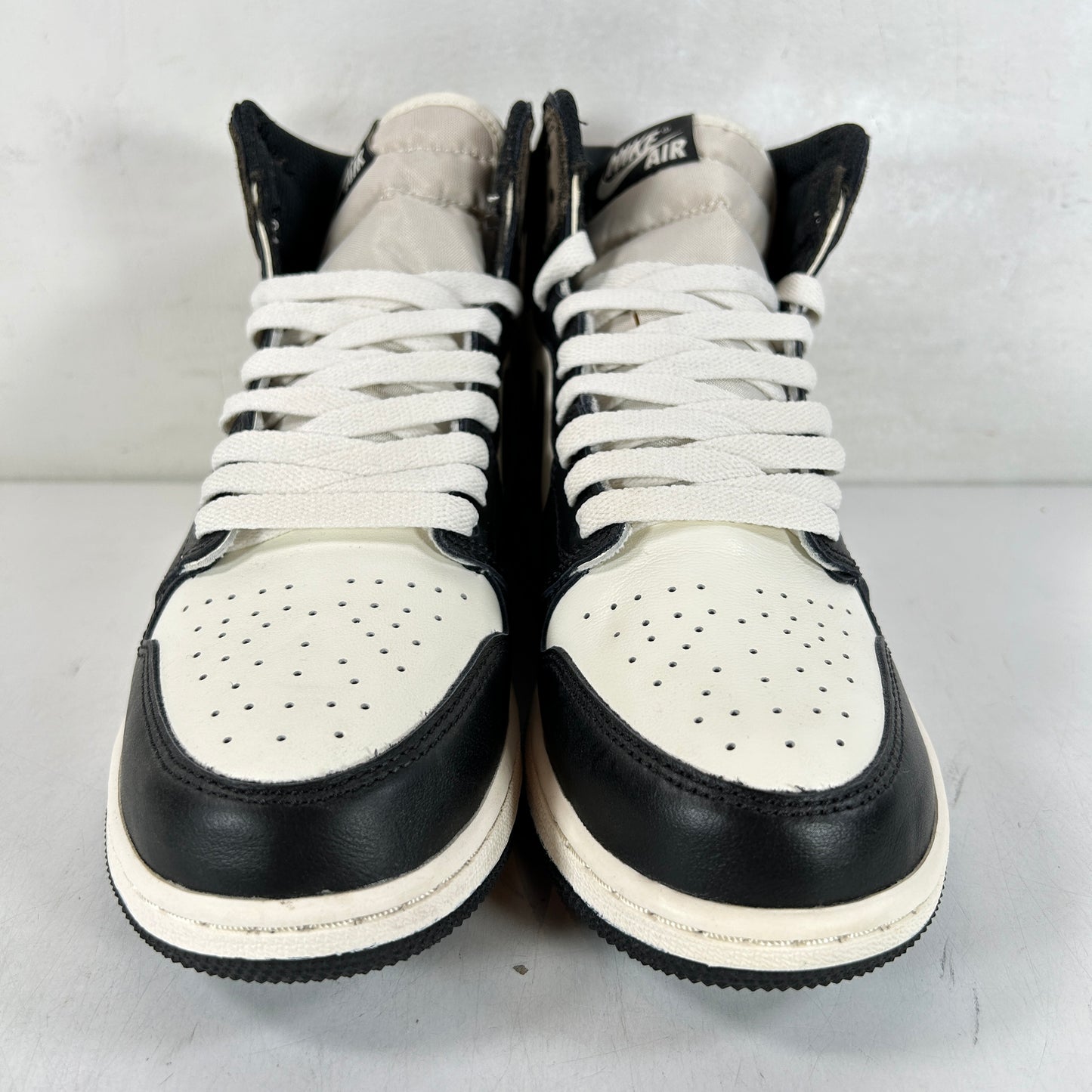 575441 105 Jordan 1 Mocha (GS) [USED] - 6.5 Y (VNDS)