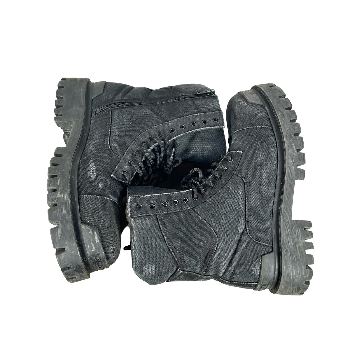 694042W2H11 1000 Balenciaga Combat Strike Boot Black [USED] - EU 43 / US 10 M (Used)