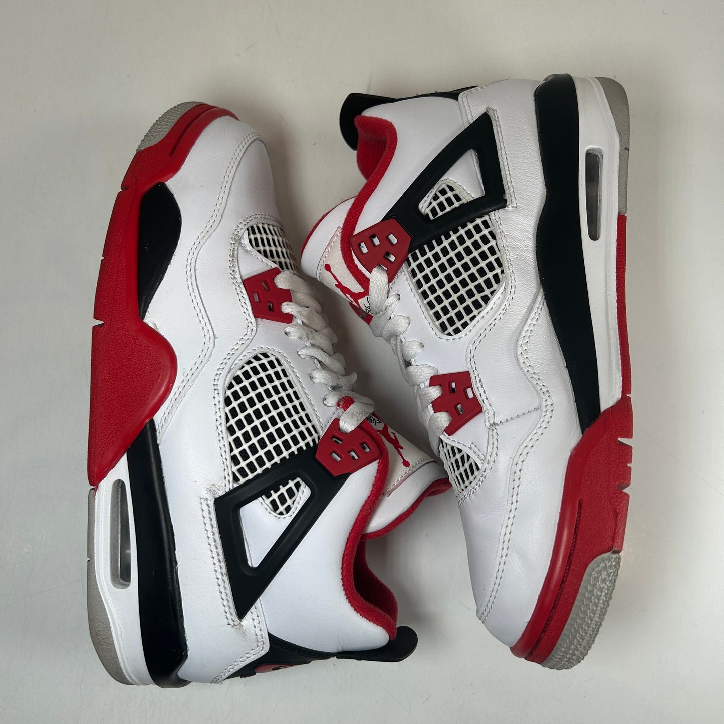 408452 160 Jordan 4 Retro Fire Red (2020) (GS) [USED] - 5.5 Y (Used)