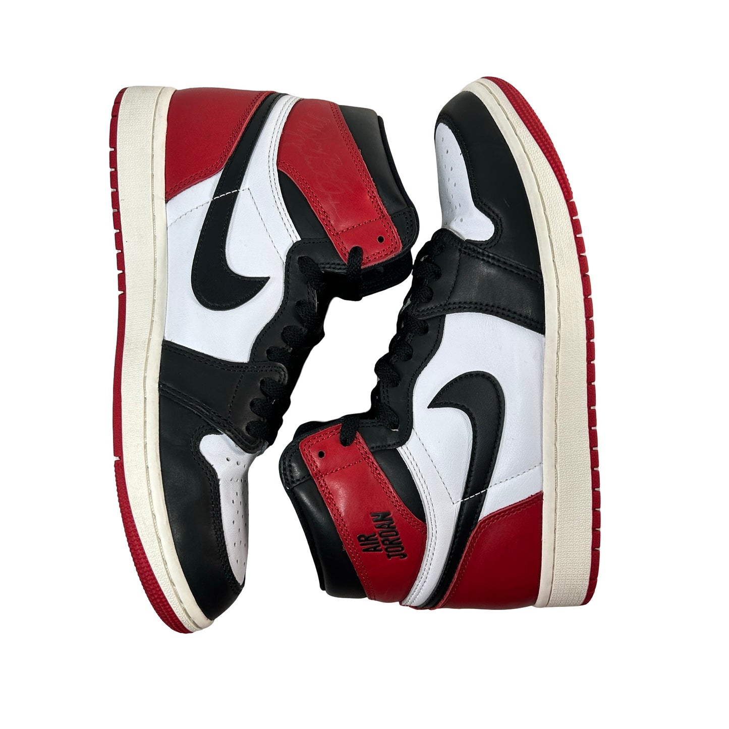 DZ5485 106 Jordan 1 Retro High OG Black Toe Reimagined [USED] - 9.5 M (Used15)