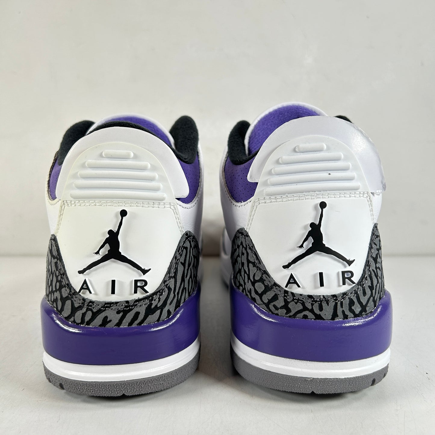 CT8532 105 Jordan 3 Retro Dark Iris [CONDITIONAL]