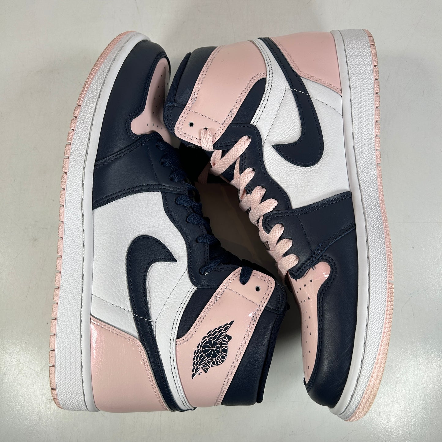 DD9335 641 Jordan 1 Retro High OG Atmosphere (Women's) [USED] - 11.5 W (Used2)