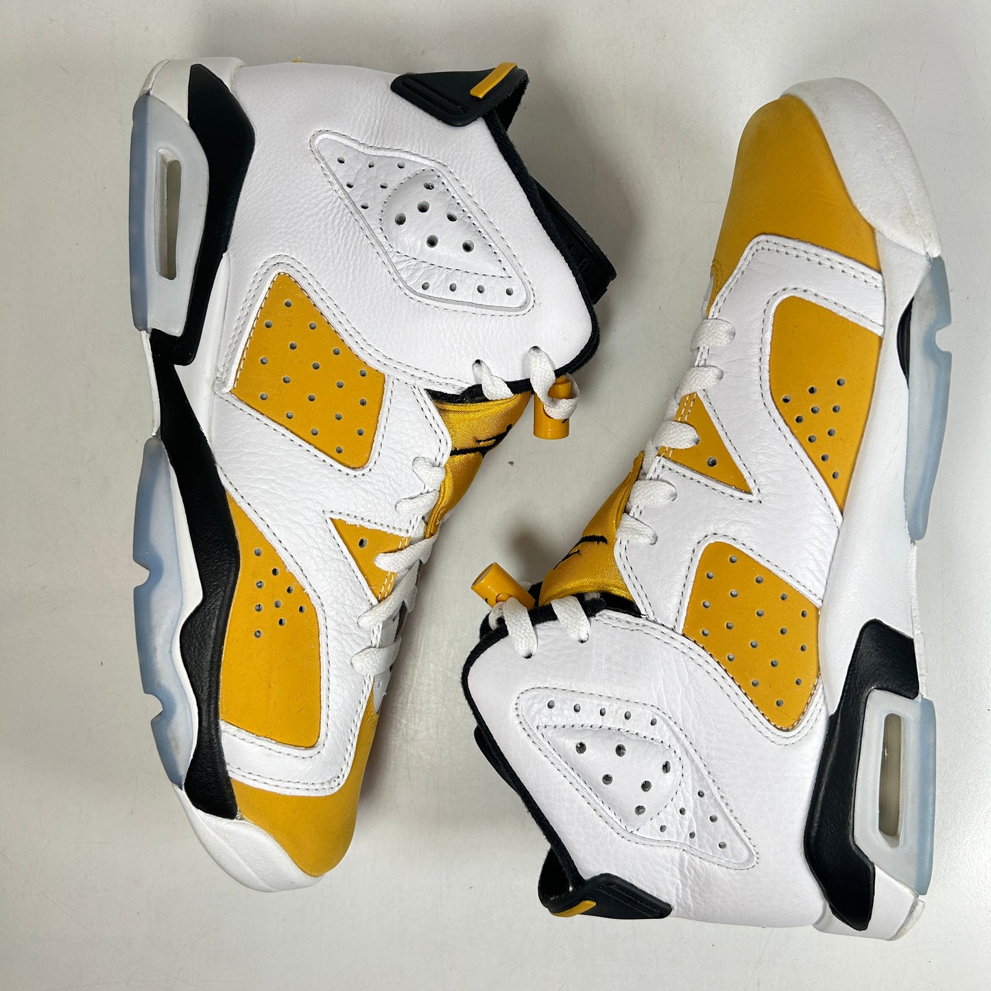 384665 170 Jordan 6 Retro Yellow Ochre (GS) [USED] - 7 Y (Used)
