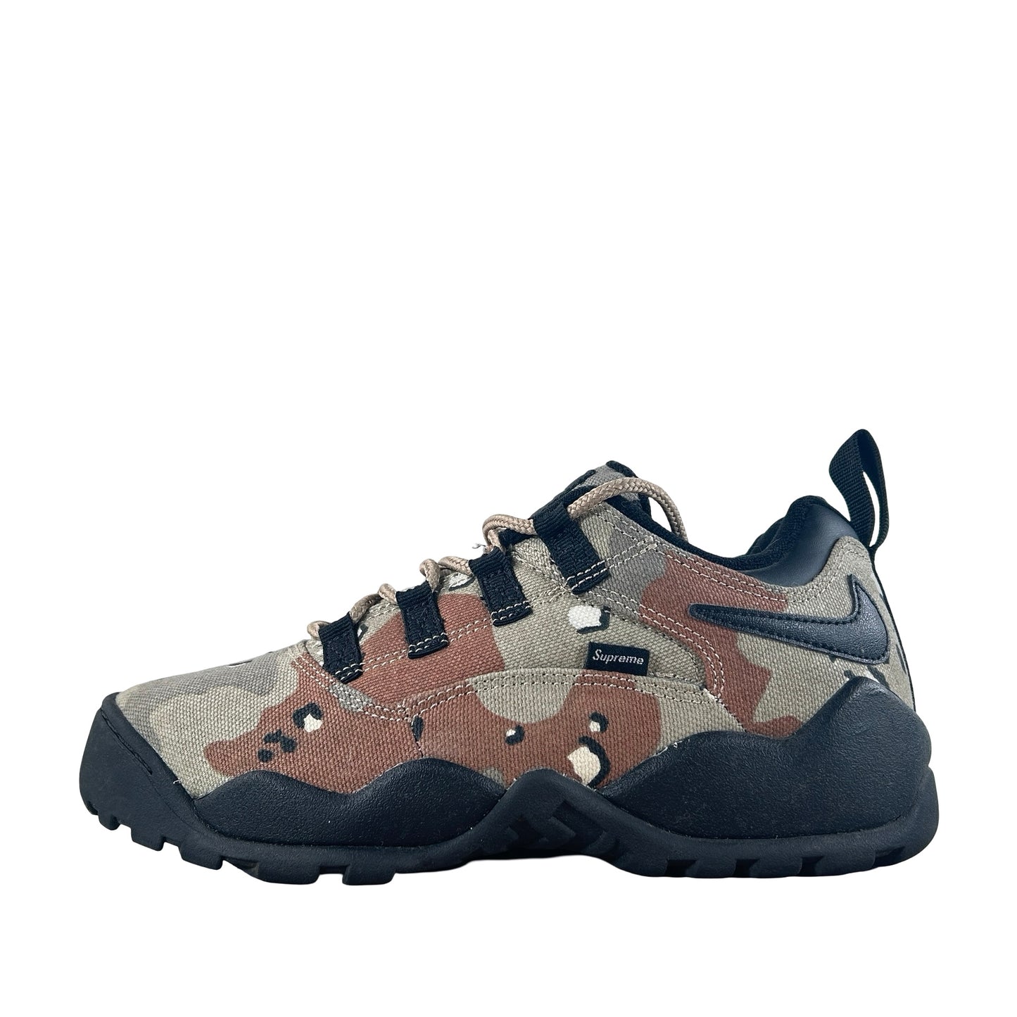 FQ3000 200 Nike SB Darwin Low Supreme Desert Camo [USED] - 8 M (Used)