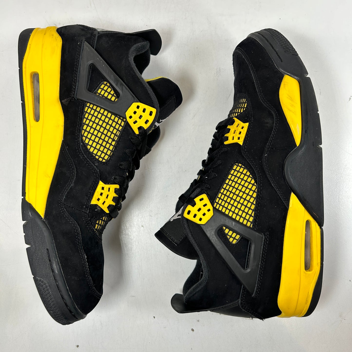 DH6927 017 Jordan 4 Retro Thunder [USED] - 12 M (Used)