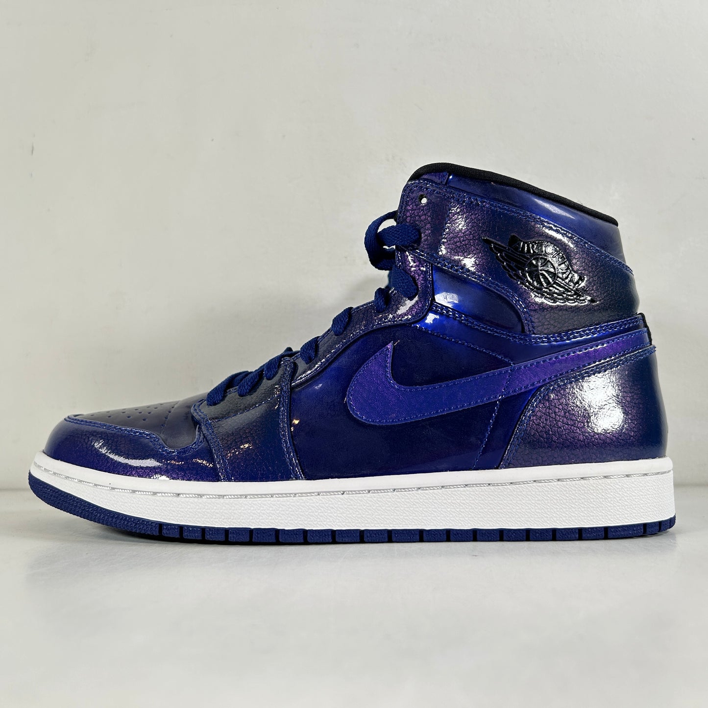 332550 420 Jordan 1 Retro Deep Royal [USED] - 10 M (Used) (Replace Box)