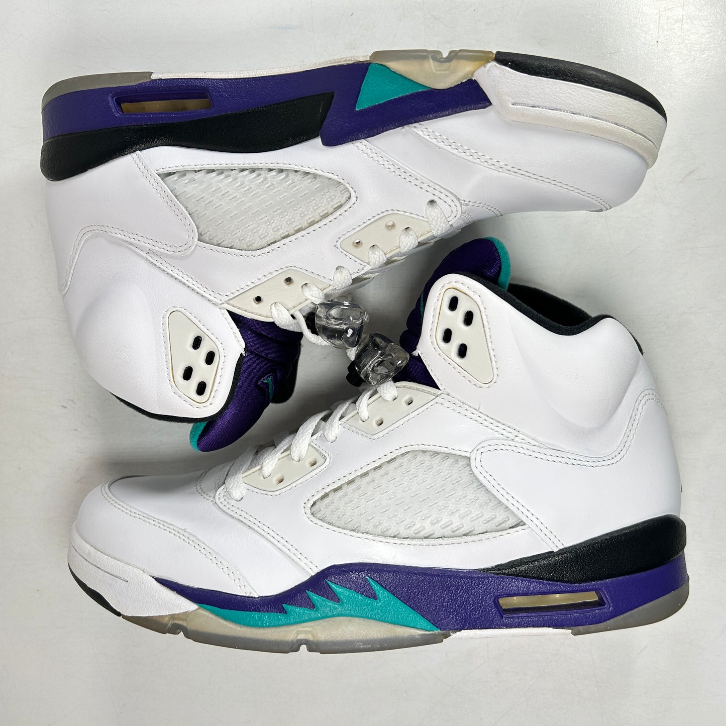 136027 108 Jordan 5 Retro Grape (2013) [USED] - 9 M (Used) (Replace Box)