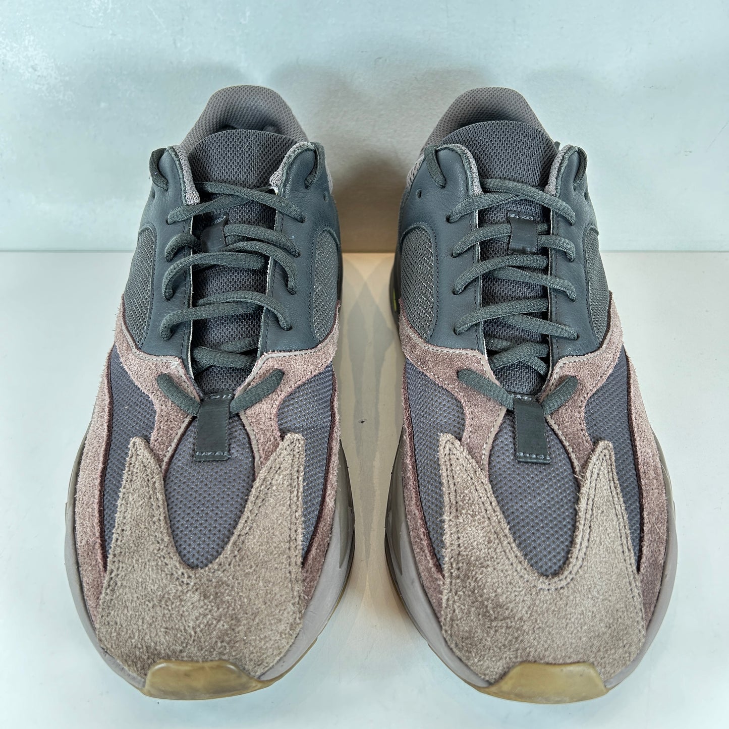 EE9614 Yeezy Boost 700 Mauve [USED] - 12 M (Used)