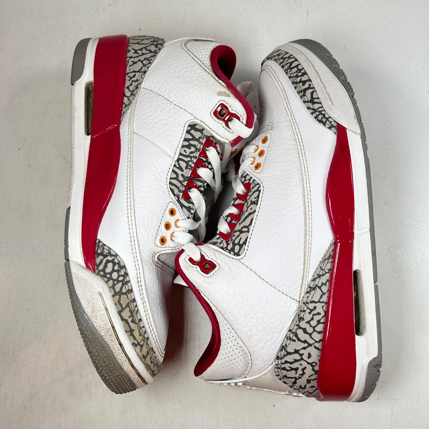 CT8532 126 Jordan 3 Retro Cardinal Red [USED] - 7.5 M (Used)