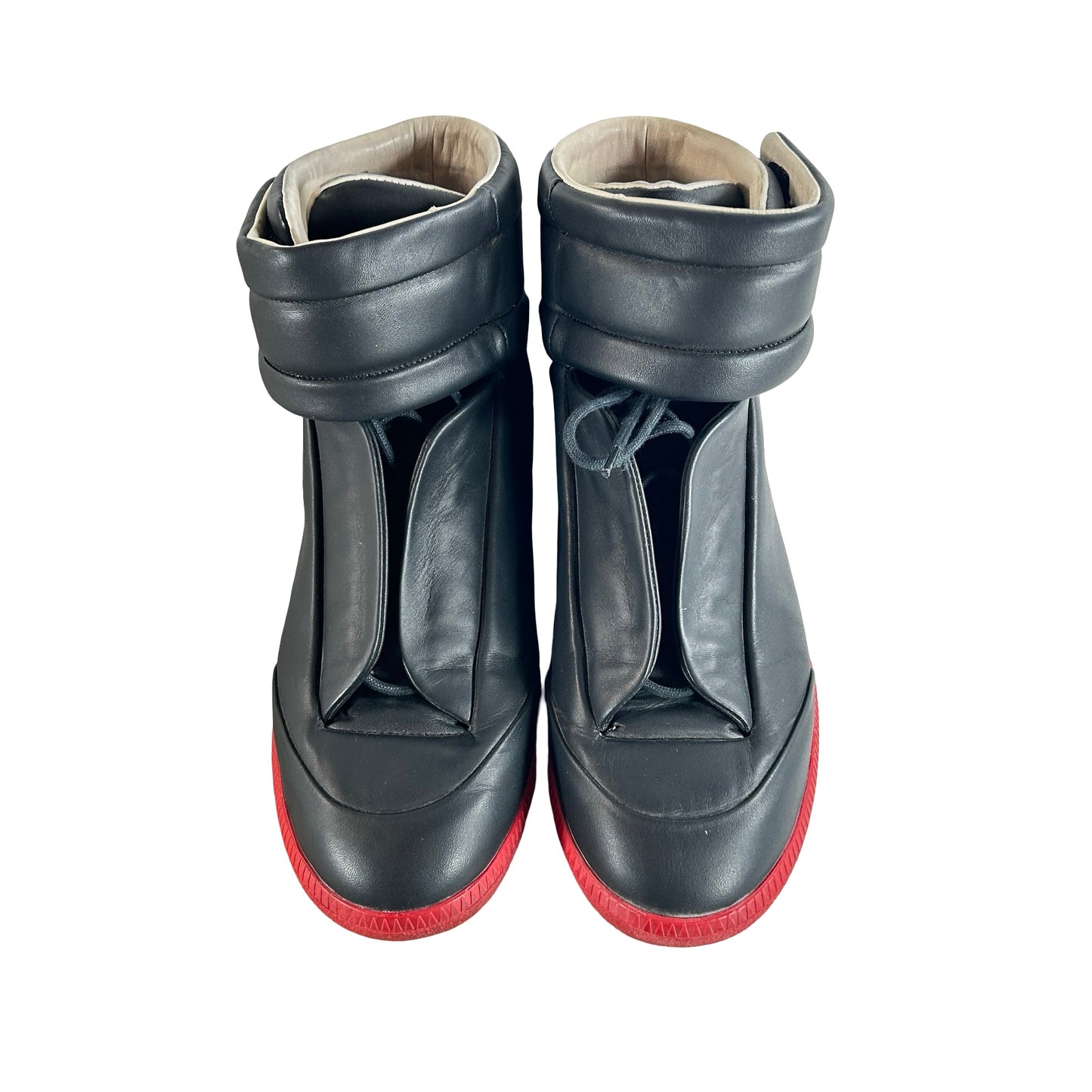 S57WS0095 SX8966 962 Maison Margiela 22 Future High Top Black Red [USED] - 42 EU / 10 US M (Used)