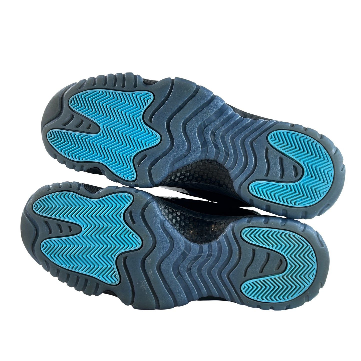 CT8012 047 Jordan 11 Retro Gamma Blue (2025) [USED] - 13 M (Used2)