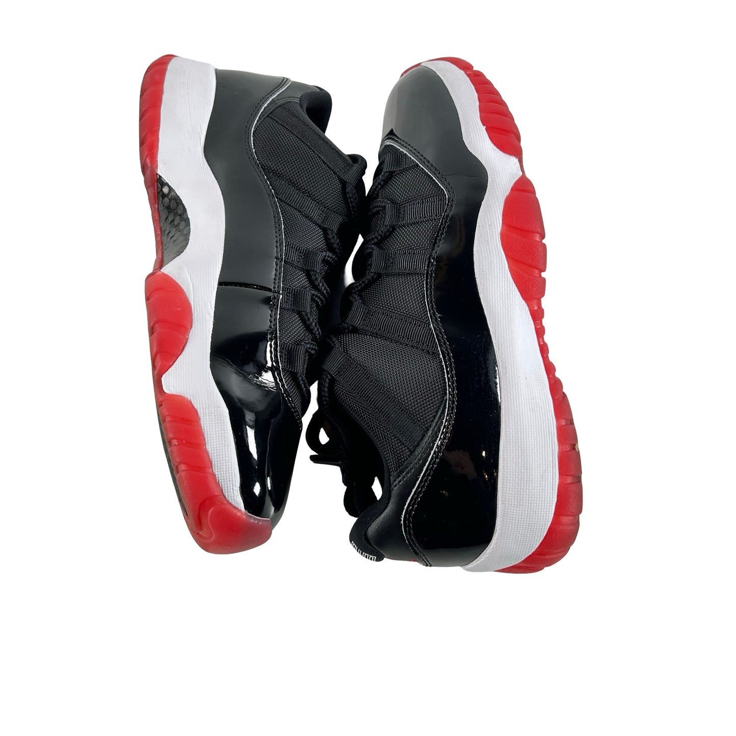 FV5104 006 Jordan 11 Retro Low Bred (2025) - 9 M (Used)