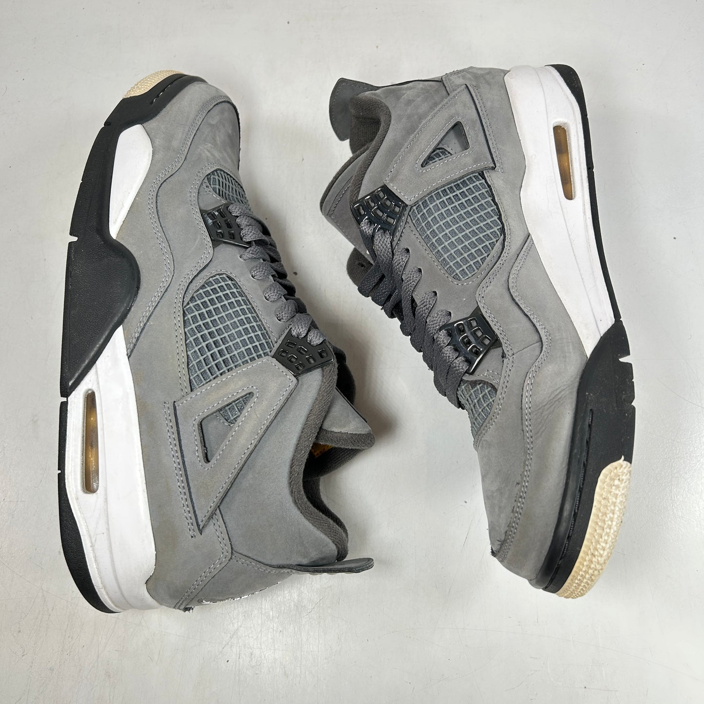 308497 007 Jordan 4 Retro Cool Grey (2019) [USED] - 11 M (Used)