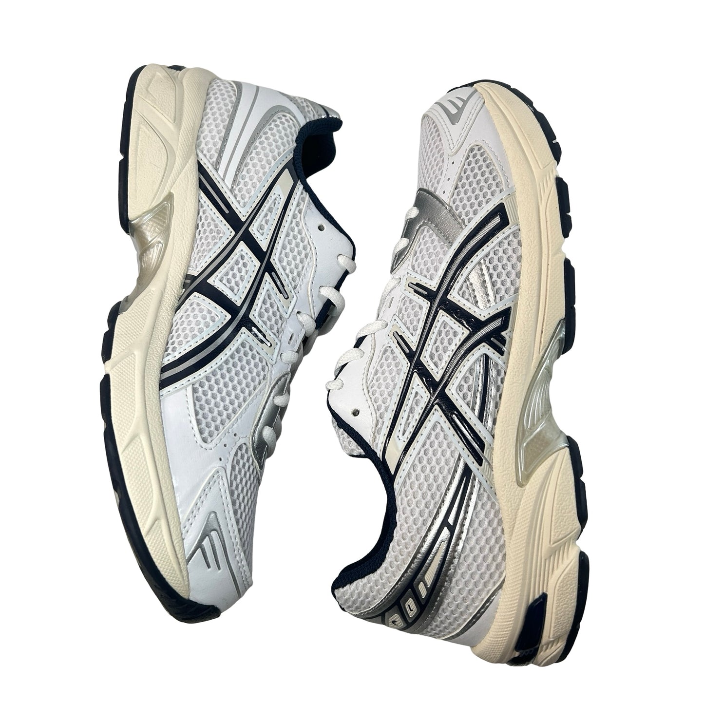 1202A164 110 ASICS Gel-1130 White Midnight (W) [USED] - 9.5 W (Used)