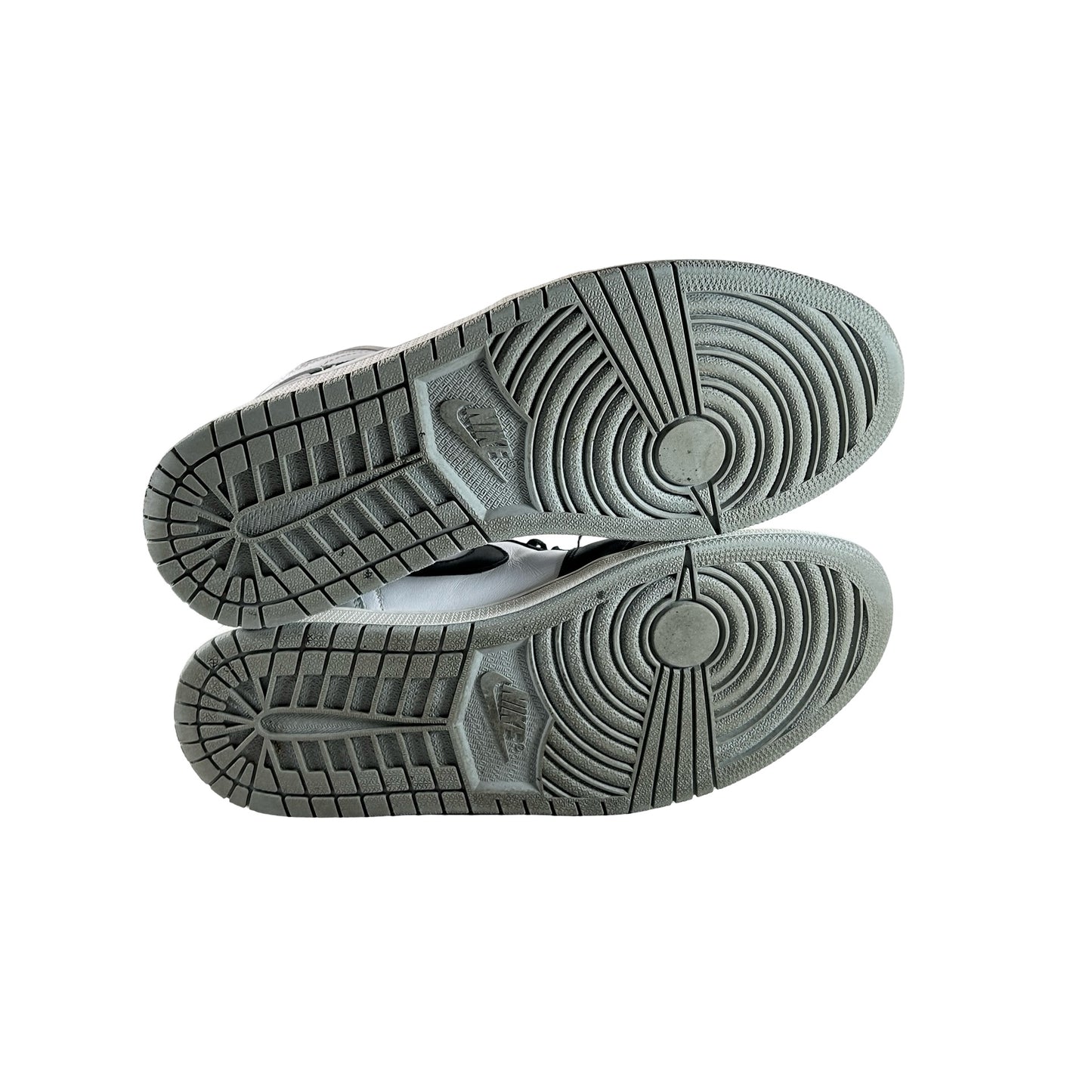 555088 104 Jordan 1 Retro Barons [USED] - 10 M (Used)