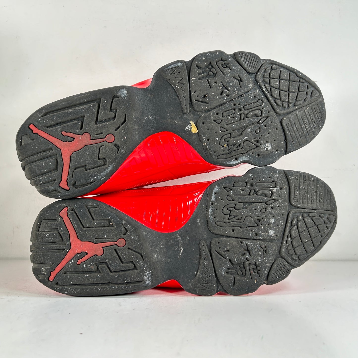 CT8019 600 Jordan 9 Chile Red [USED] - 10.5 M (Used2)