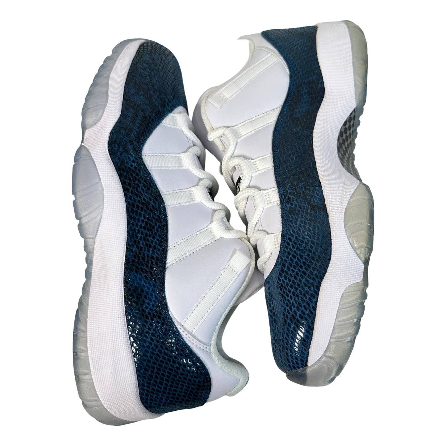 CD6846 102 Jordan 11 Retro Low Snake Navy (2019) [CONDITIONAL] - 11 M (Yellowing)