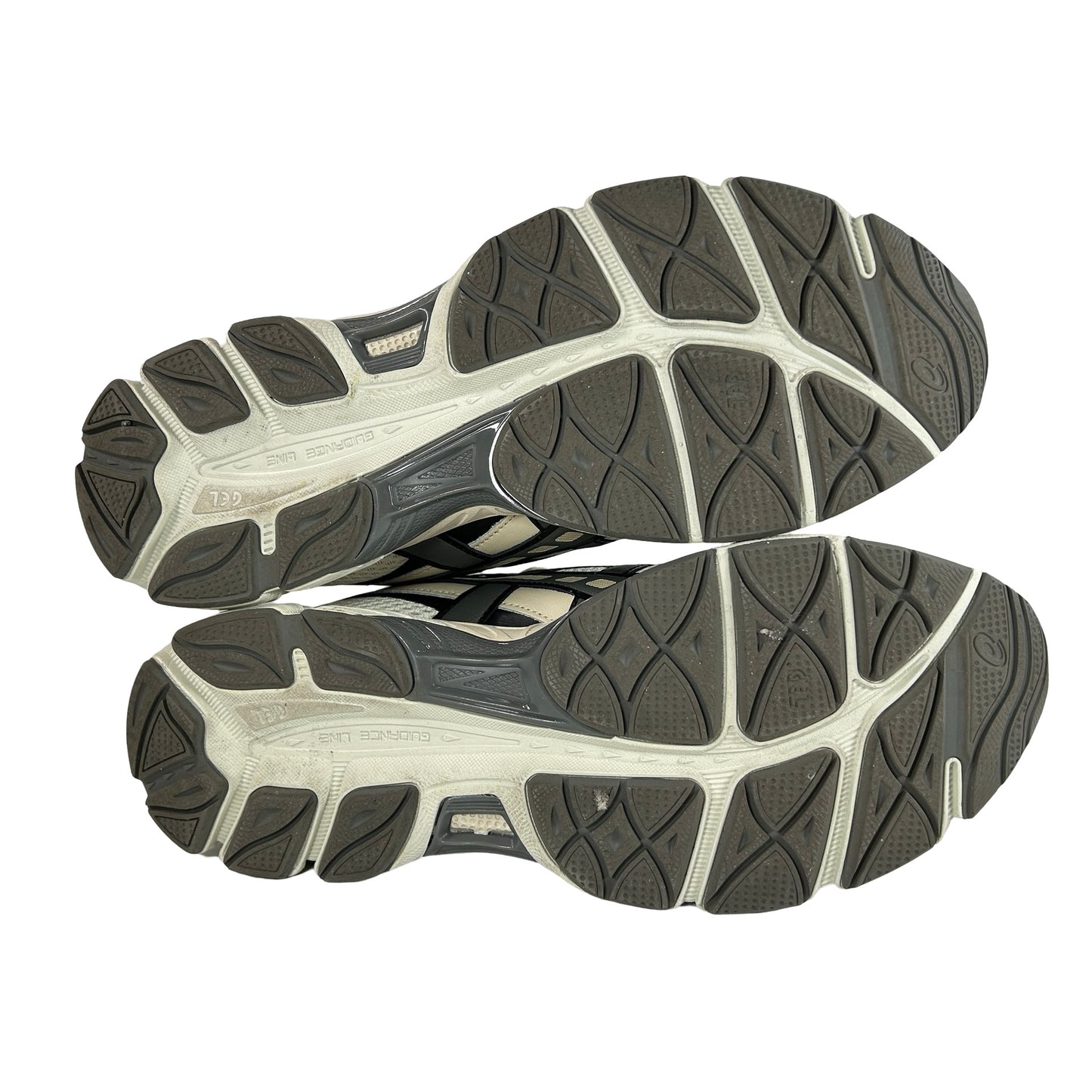 1203A542 200 ASICS Gel-NYC 2055 Pale Oak Truffle Grey [USED] - 11 M (Used)