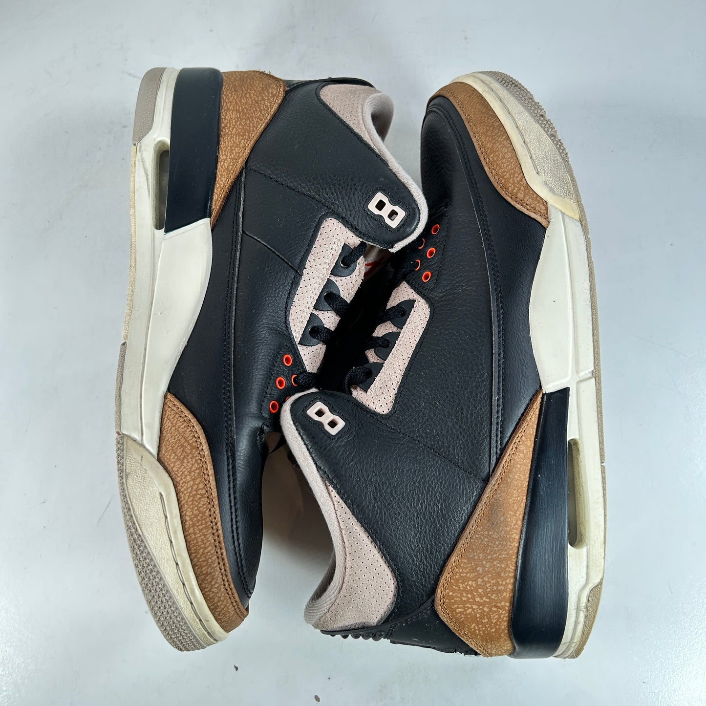 CT8532 008 Jordan 3 Retro Desert Elephant [USED] - 13 M (Used)