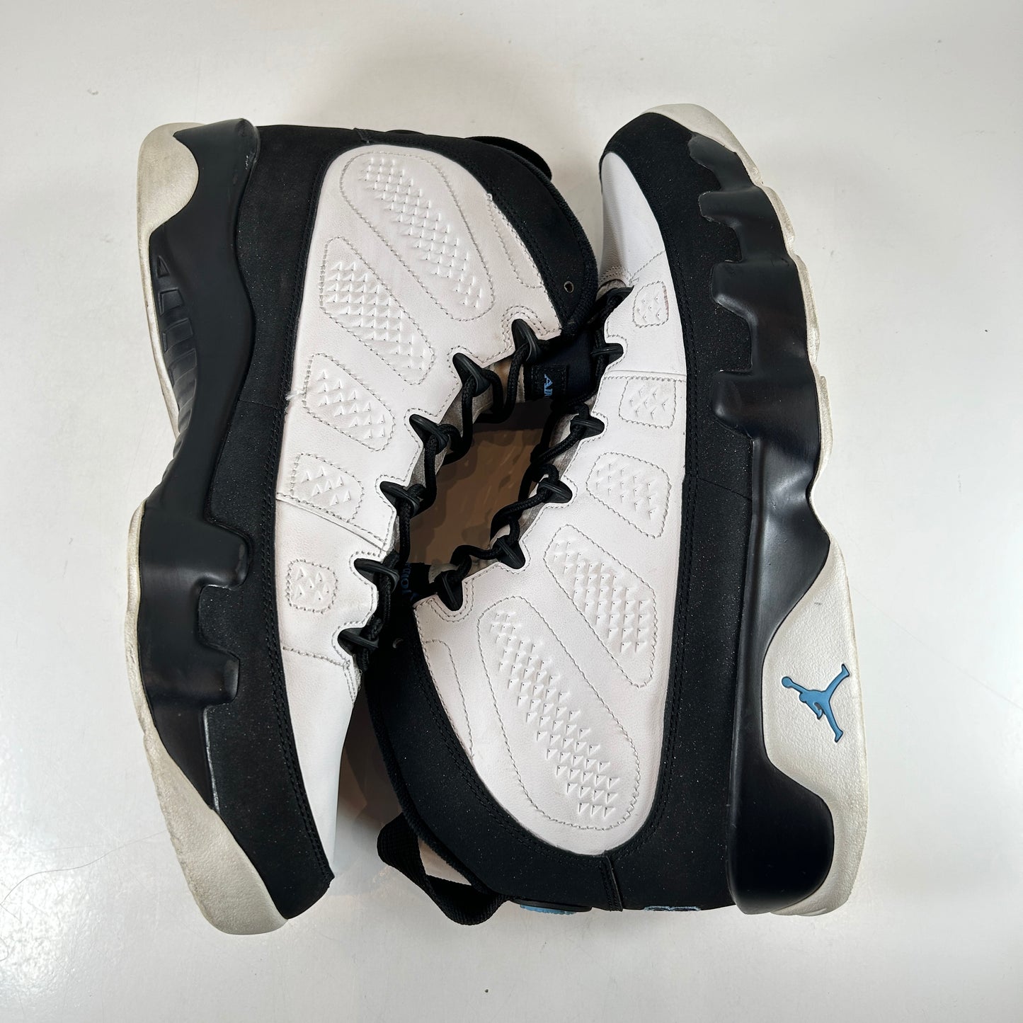 CT8019 140 Jordan 9 Retro University Blue [USED] - 11 M (Used) (No Box)